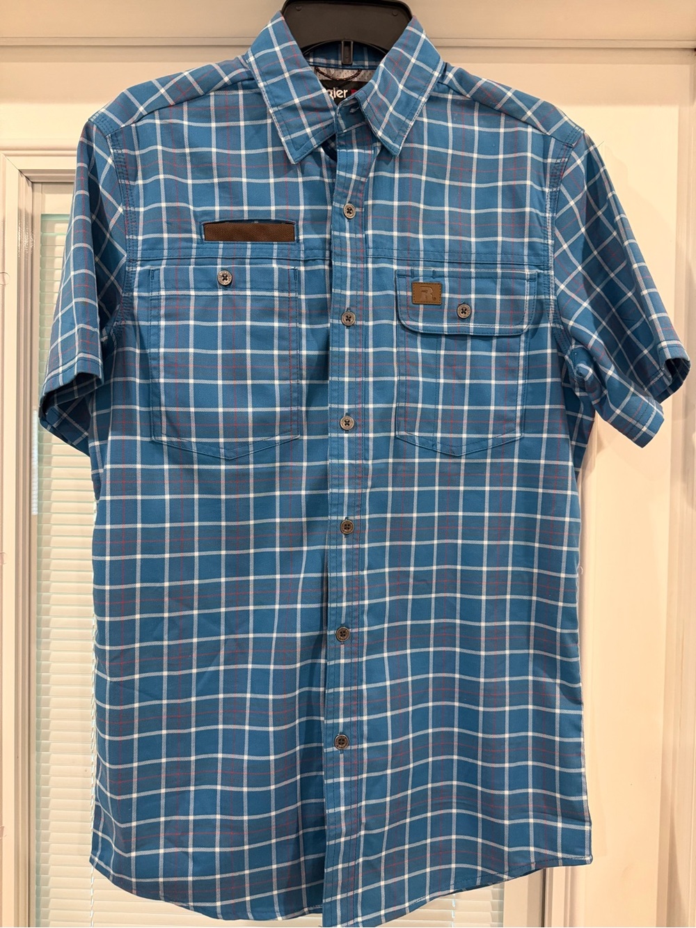 Wrangler Blue Plaid Short-Sleeve Button-Down Shirt